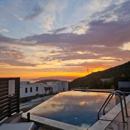 Apartment Sunset *